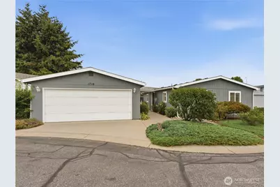 1718 Clark Drive #16, Wenatchee, WA 98801 - Photo 2