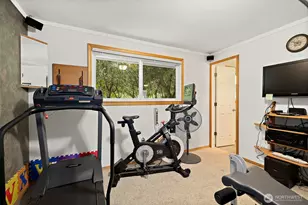 19810 98th Ave NE, Bothell, WA 98011 - Photo 10