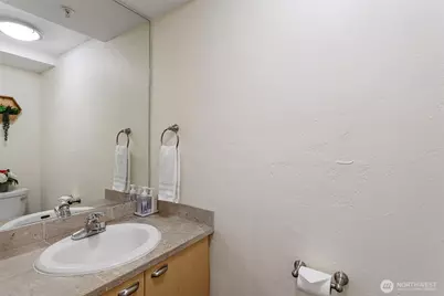 425 Vine Street #701, Seattle, WA 98121 - Photo 12