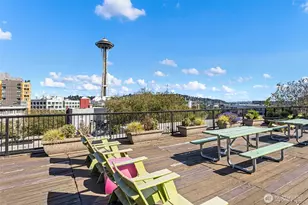 425 Vine St, Seattle, WA 98121 - Photo 20