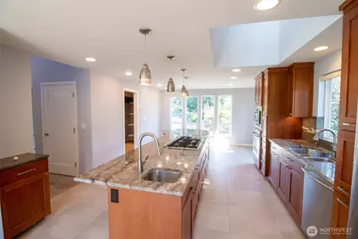 18217 NE 21st Street, Redmond, WA 98052 - Photo 34