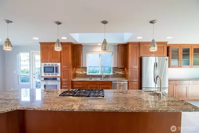 18217 NE 21st Street, Redmond, WA 98052 - Photo 8