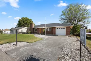 204 E 6th St, Lind, WA 99341 - Photo 2