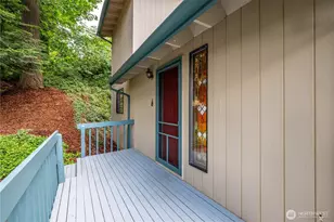 4352 Poplar Way, Longview, WA 98632 - Photo 2