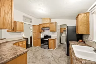 90 N Hamma Hamma Dr E, Hoodsport, WA 98548 - Photo 8