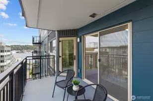701 Galer St, Seattle, WA 98109 - Photo 28