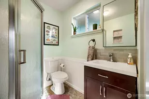 1025 S Donovan St, Seattle, WA 98108 - Photo 12