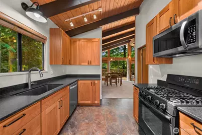 5 Tee Place, Bellingham, WA 98229 - Photo 4