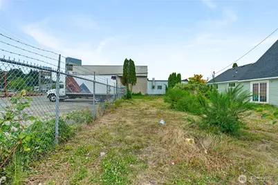 205 5th Street, Hoquiam, WA 98550 - Photo 2