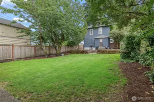 409 S 34th St, Tacoma, WA 98418 - Photo 20
