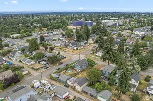 409 S 34th St, Tacoma, WA 98418 - Photo 6