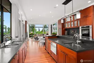 9632 Lake Washington Blvd NE, Bellevue, WA 98004 - Photo 8