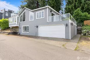 16917 SE 38th Pl, Bellevue, WA 98008 - Photo 2