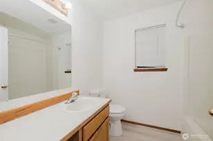 1649 NE Harvard Ave, Keyport, WA 98345 - Photo 22