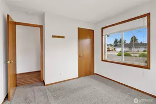 714 19th St, Lynden, WA 98264 - Photo 6