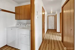 714 19th St, Lynden, WA 98264 - Photo 8
