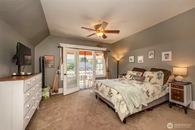 233 E 9th St, Port Angeles, WA 98362 - Photo 20