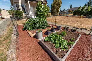 233 E 9th St, Port Angeles, WA 98362 - Photo 34