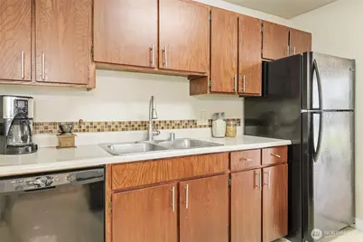 9494 Redmond Woodinville Road NE #B208, Redmond, WA 98052 - Photo 8