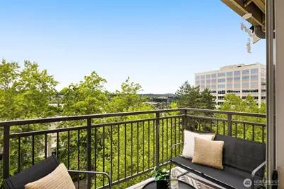 3811 SE 130th Lane #C12, Bellevue, WA 98006 - Photo 2