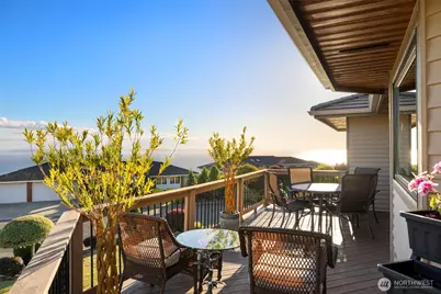 13705 68th Avenue W, Edmonds, WA 98026 - Photo 24