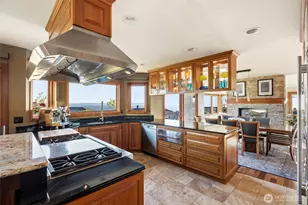 13705 68th Ave W, Edmonds, WA 98026 - Photo 20