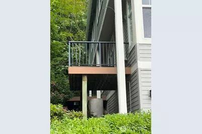 6748 161st Avenue SE #A, Bellevue, WA 98006 - Photo 18