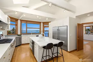 8203 NE Juanita Dr, Kirkland, WA 98033 - Photo 8