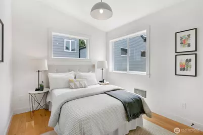 8738 B 13th Avenue NW, Seattle, WA 98117 - Photo 12