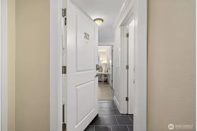 2230 NW 59th Street #202, Seattle, WA 98107 - Photo 2