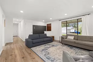 708 NE Eaton Ct, Castle Rock, WA 98611 - Photo 6