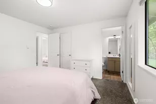 708 NE Eaton Ct, Castle Rock, WA 98611 - Photo 14