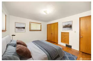 24608 Marine View Dr S, Des Moines, WA 98198 - Photo 12