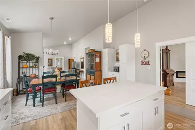 2110 Hawks View Lane, Winlock, WA 98596 - Photo 16