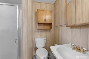 605 S 304th St, Federal Way, WA 98003 - Photo 24