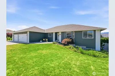 618 Clarissa Lane, East Wenatchee, WA 98802 - Photo 2