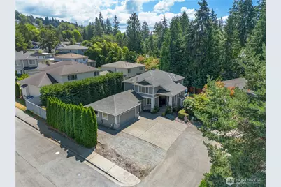 12865 SE 47th Place, Bellevue, WA 98006 - Photo 2