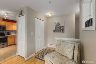 15325 SE 155th Pl, Renton, WA 98058 - Photo 4