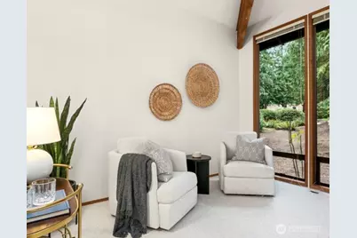 2518 Sahalee Drive East, Sammamish, WA 98074 - Photo 8