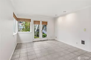 4811 Phinney Ave N, Seattle, WA 98103 - Photo 4