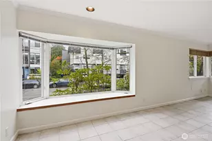 4811 Phinney Ave N, Seattle, WA 98103 - Photo 6