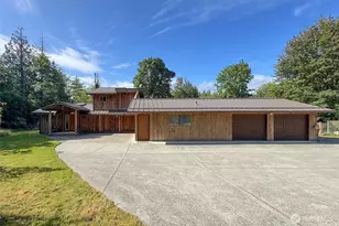 742 Durrwachter Rd, Port Angeles, WA 98363 - Photo 4