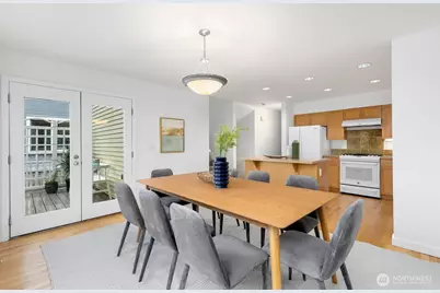 6726 35th Place S, Seattle, WA 98118 - Photo 8