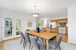 6726 35th Pl S, Seattle, WA 98118 - Photo 8