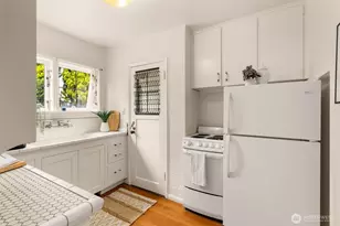 1516 E Republican St, Seattle, WA 98112 - Photo 14