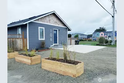 106 Sid Snyder Drive E, Long Beach, WA 98631 - Photo 2