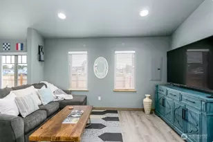 106 Sid Snyder Dr E, Long Beach, WA 98631 - Photo 4