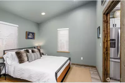 106 Sid Snyder Drive E, Long Beach, WA 98631 - Photo 14