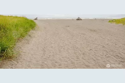 106 Sid Snyder Drive E, Long Beach, WA 98631 - Photo 24