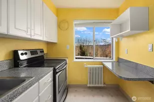 1800 Taylor Ave N, Seattle, WA 98109 - Photo 12
